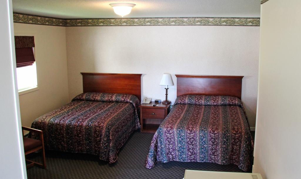 Potsdam Inn Chambre photo